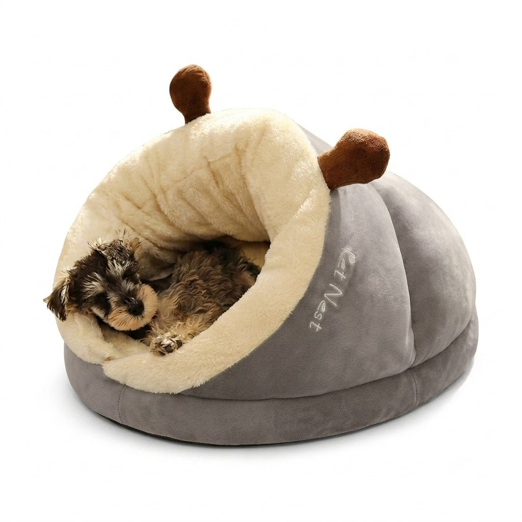 SlipperPaw – Warmes Höhlenbett im Hausschuh-Design
